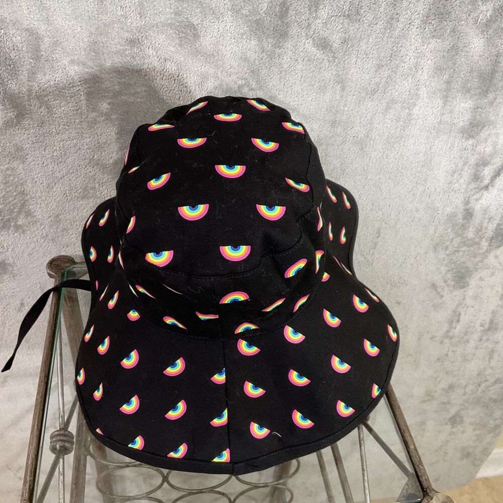 Kurt Geiger London Colorful Rainbow Bucket Floppy Hat Travel, packable OS Logo - Picture 6 of 7